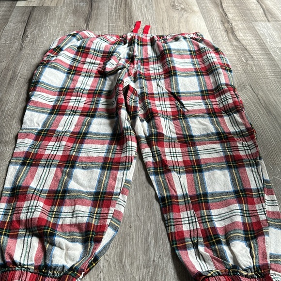 Old Navy light weight fleece pajama joggers - Picture 3 of 3